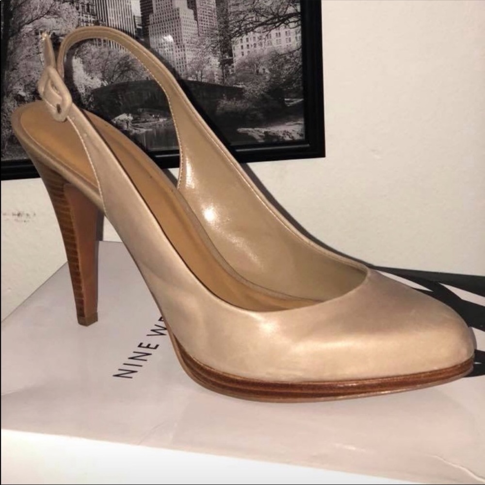 Leather platform heels.. perfect condition. Comfy